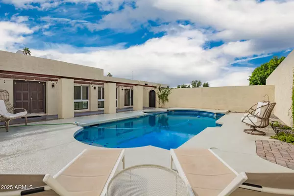 Mesa, AZ 85201,1121 N CHERRY --