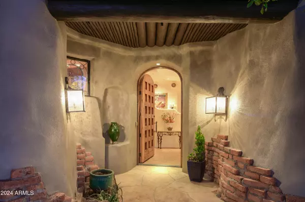 Scottsdale, AZ 85262,9215 E RED LAWRENCE Drive