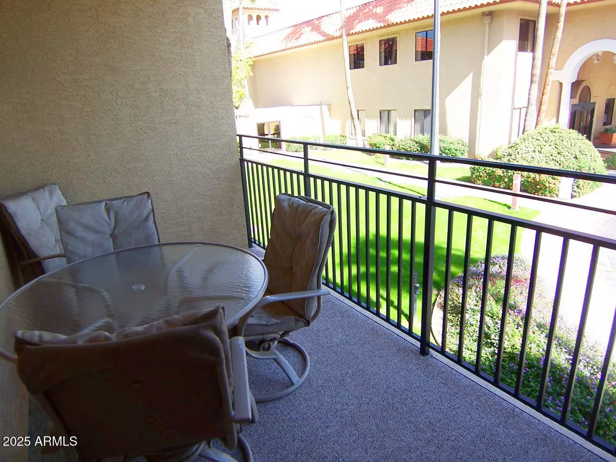 Sun City, AZ 85351,10330 W Thunderbird Boulevard #A207