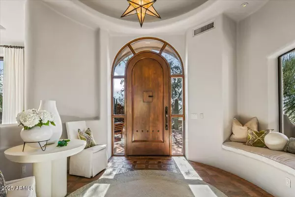 Scottsdale, AZ 85262,10460 E PALO BREA Drive