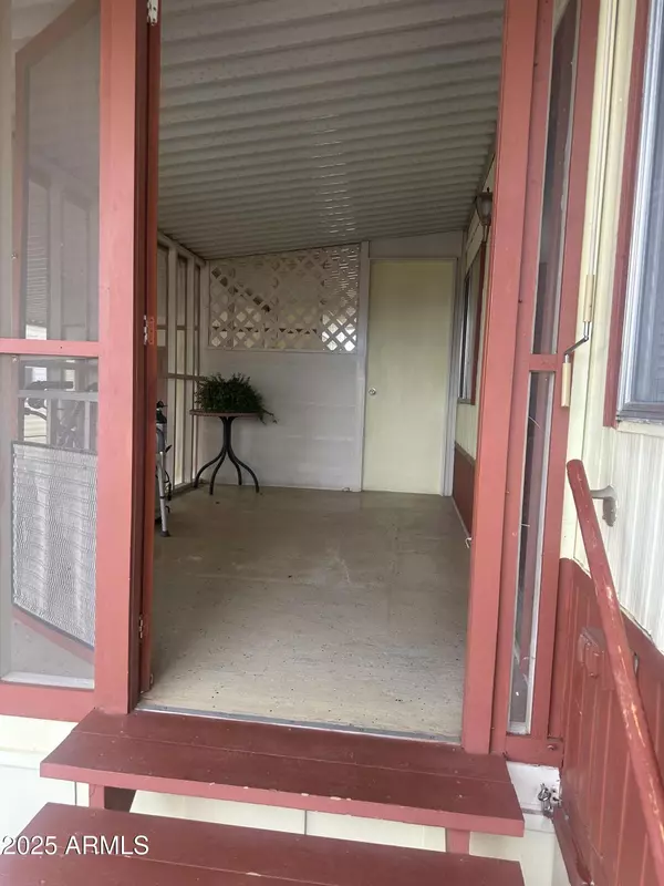 Apache Junction, AZ 85119,1050 E BROADWAY Avenue #84