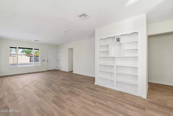 Phoenix, AZ 85006,1801 N 18TH Street #1807