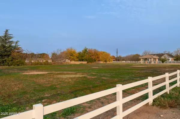 Camp Verde, AZ 86322,2566 N Paint Drive #1