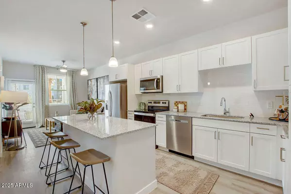 Phoenix, AZ 85085,28201 N BLACK CANYON Highway #3