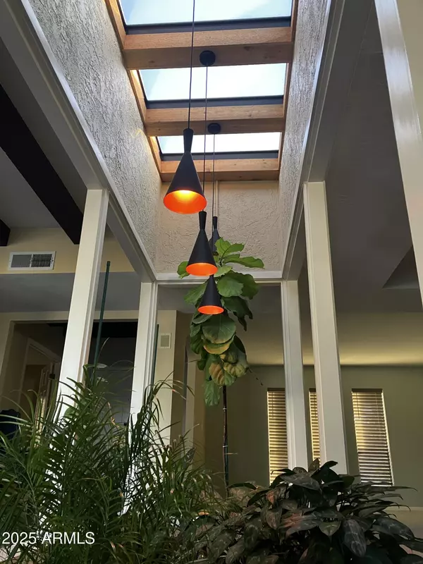 Phoenix, AZ 85021,1024 W SOLAR Drive