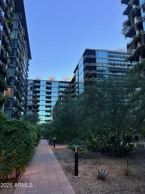 7180 E KIERLAND Boulevard #1006, Scottsdale, AZ 85254