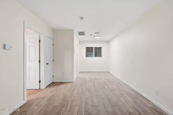 Phoenix, AZ 85006,1801 N 18TH Street #1804