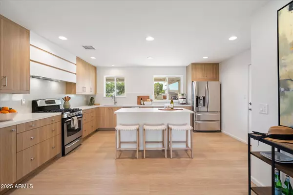 Scottsdale, AZ 85257,8126 E CYPRESS Street