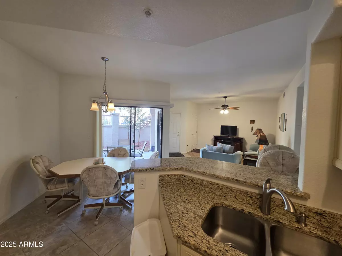 Peoria, AZ 85381,9151 W Greenway Road #182