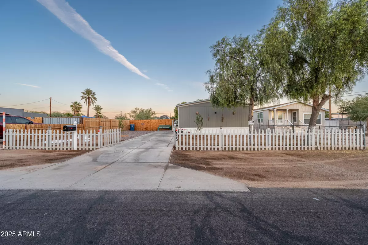 Buckeye, AZ 85326,320 5th Avenue E