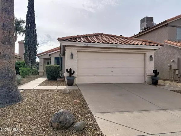 Phoenix, AZ 85032,4707 E ANGELA Drive