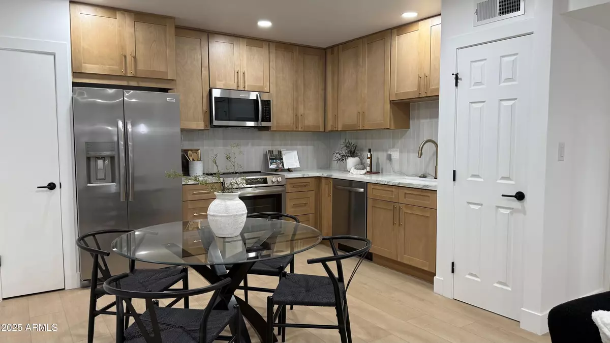 Mesa, AZ 85202,720 S DOBSON Road #27