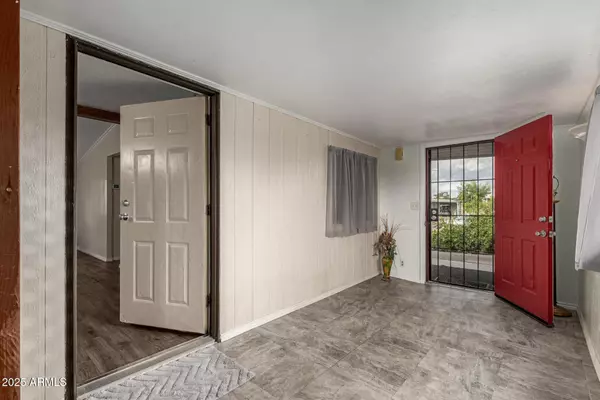 Phoenix, AZ 85023,1537 W BECK Lane