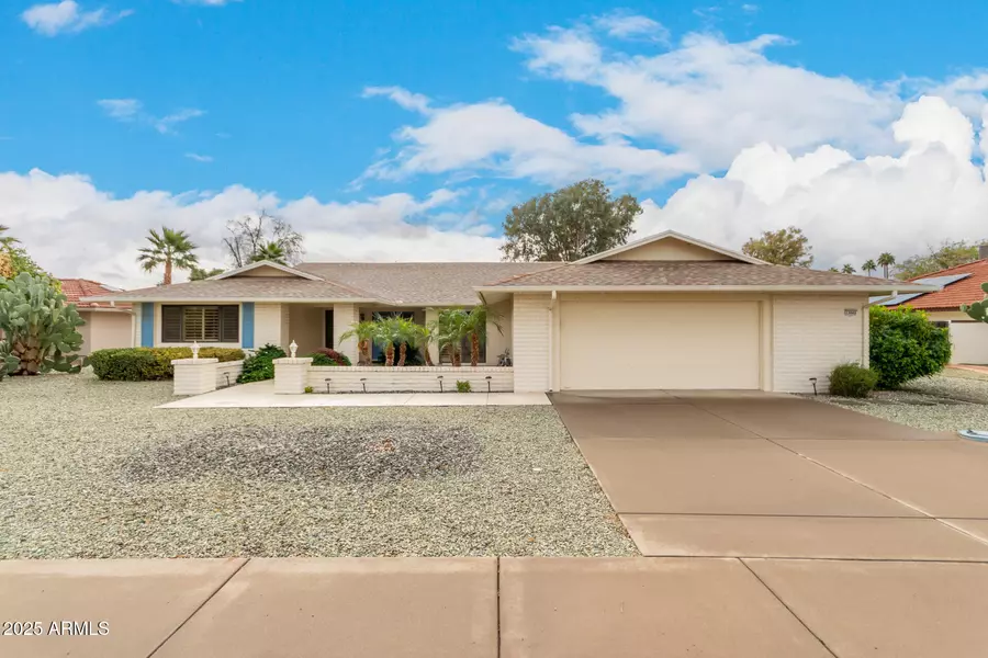 13443 W GABLE HILL Drive, Sun City West, AZ 85375