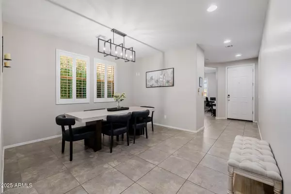 Mesa, AZ 85206,5639 E ADRIAN Avenue