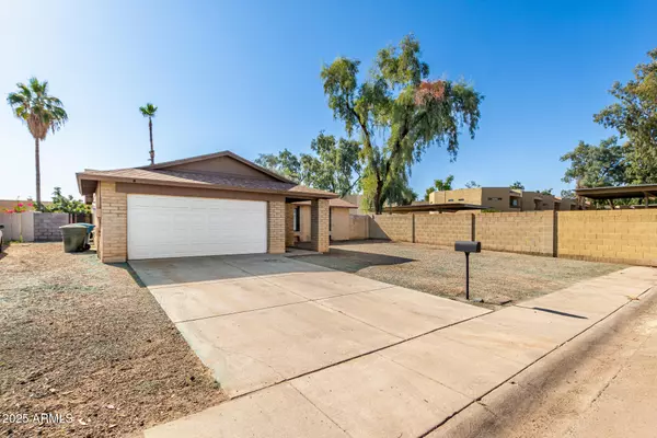 Phoenix, AZ 85029,4207 W CHRISTY Drive