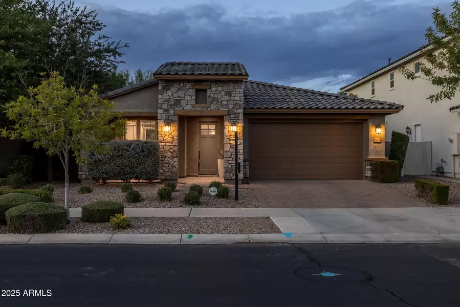 10434 E CORBIN Avenue, Mesa, AZ 85212