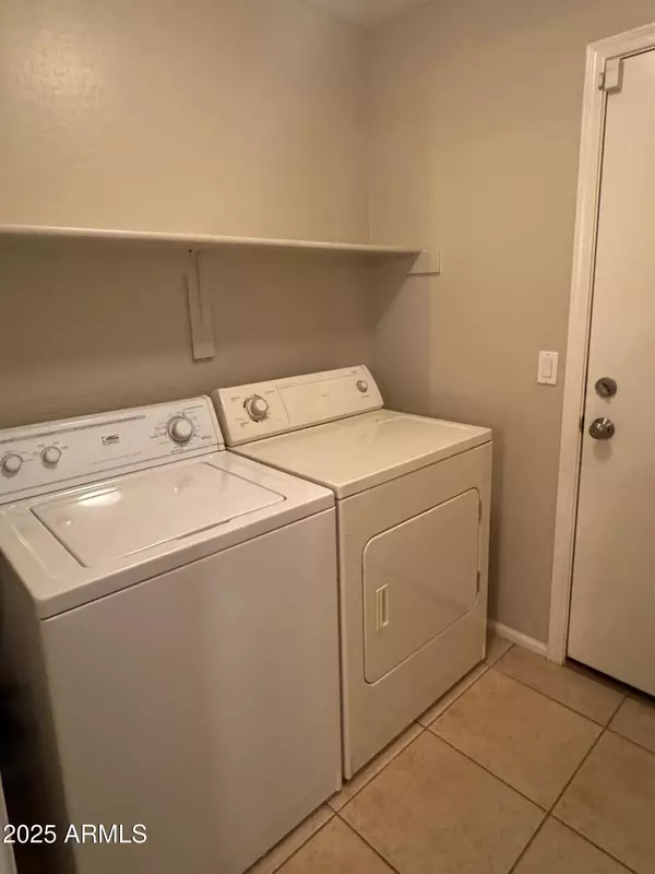 San Tan Valley, AZ 85144,2191 W GOLDMINE MOUNTAIN Drive