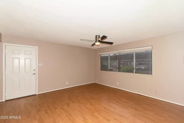 Mesa, AZ 85201,424 W BROWN Road #105