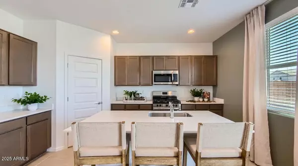 Phoenix, AZ 85037,9529 W CHEERY LYNN Road