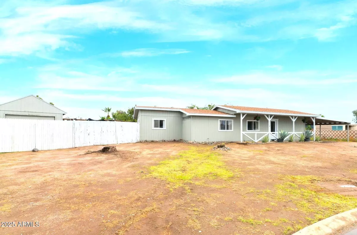 Phoenix, AZ 85022,314 E VILLA MARIA Drive