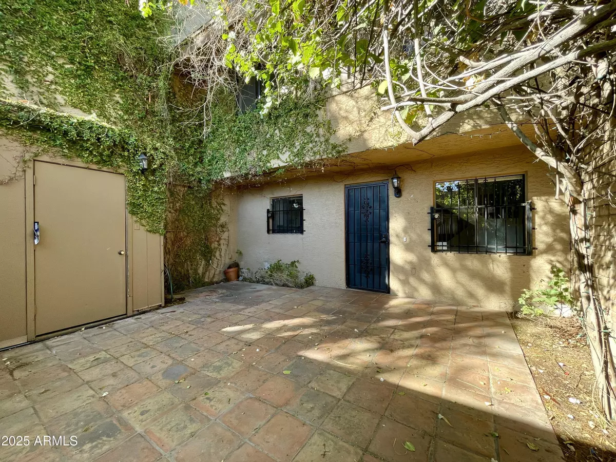 Phoenix, AZ 85012,5330 N CENTRAL Avenue #19