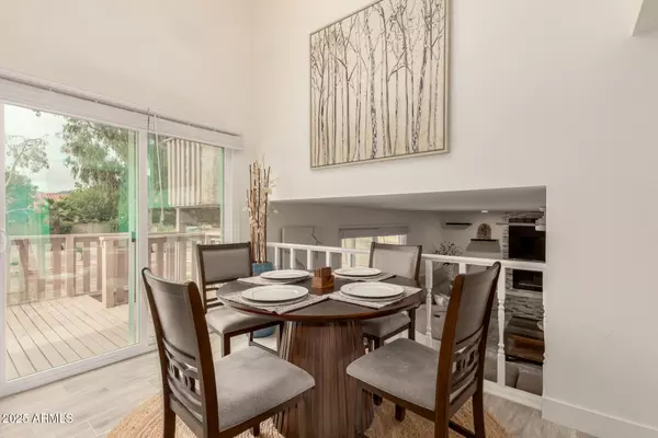 Phoenix, AZ 85044,13042 S 42ND Street