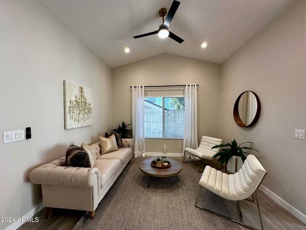 Phoenix, AZ 85027,3016 W MONONA Drive