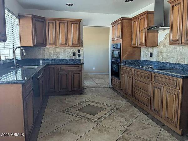 Mesa, AZ 85201,1341 N POMEROY --