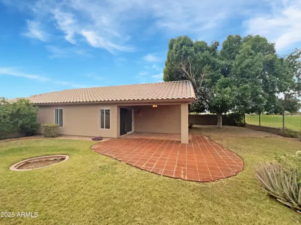 Glendale, AZ 85308,6156 W BLACKHAWK Drive