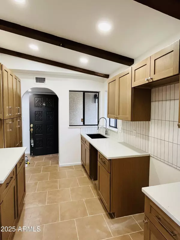 Fountain Hills, AZ 85268,16615 E gunsight Drive #205