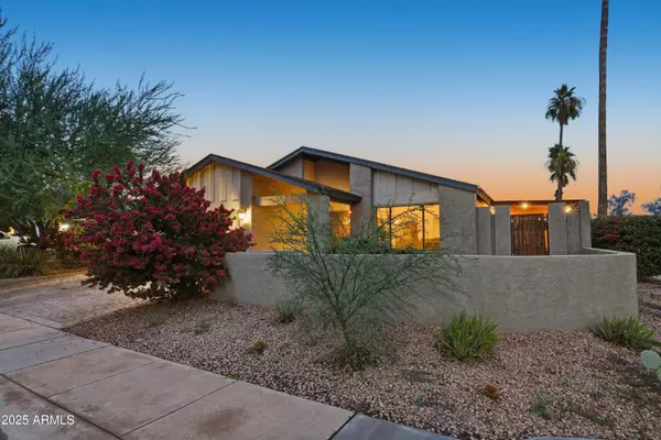 Scottsdale, AZ 85257,2001 N 87TH Way