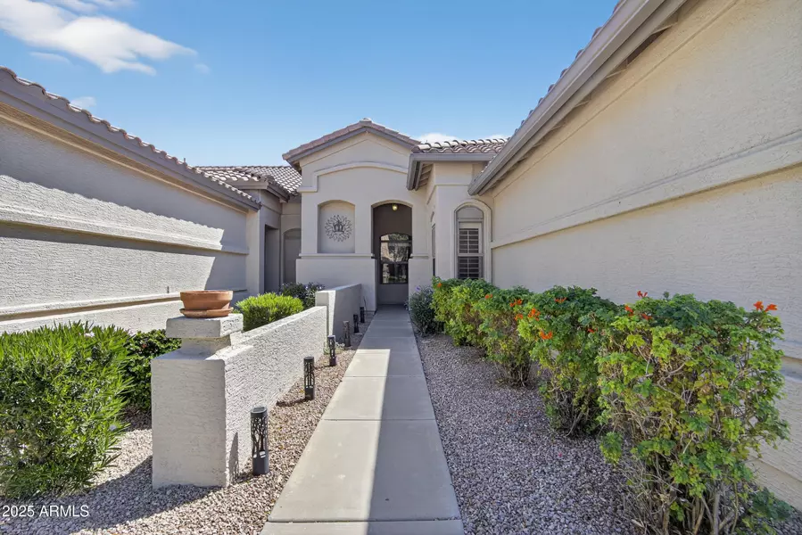 23815 S VACATION Way, Sun Lakes, AZ 85248