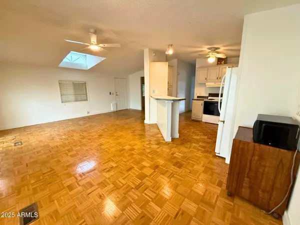 Phoenix, AZ 85032,16225 N 29th Street #59