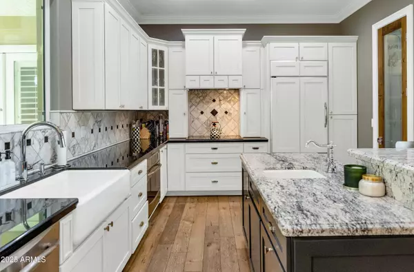 Phoenix, AZ 85018,3319 E MEDLOCK Drive