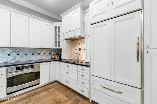 Phoenix, AZ 85018,3319 E MEDLOCK Drive