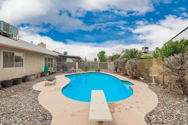 Glendale, AZ 85302,10020 N 65TH Avenue