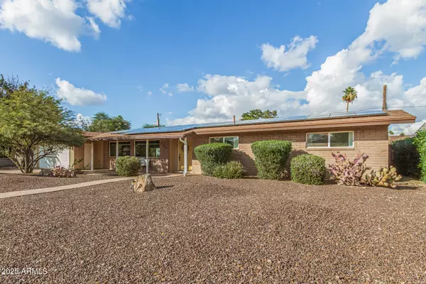 220 W SEMINOLE Drive, Phoenix, AZ 85023