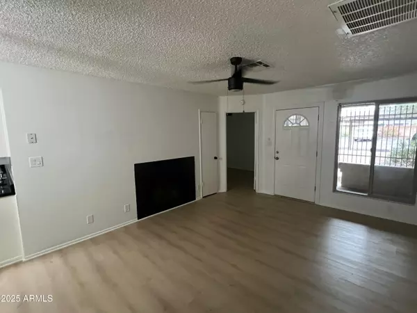 Chandler, AZ 85225,97 N COOPER Road #86