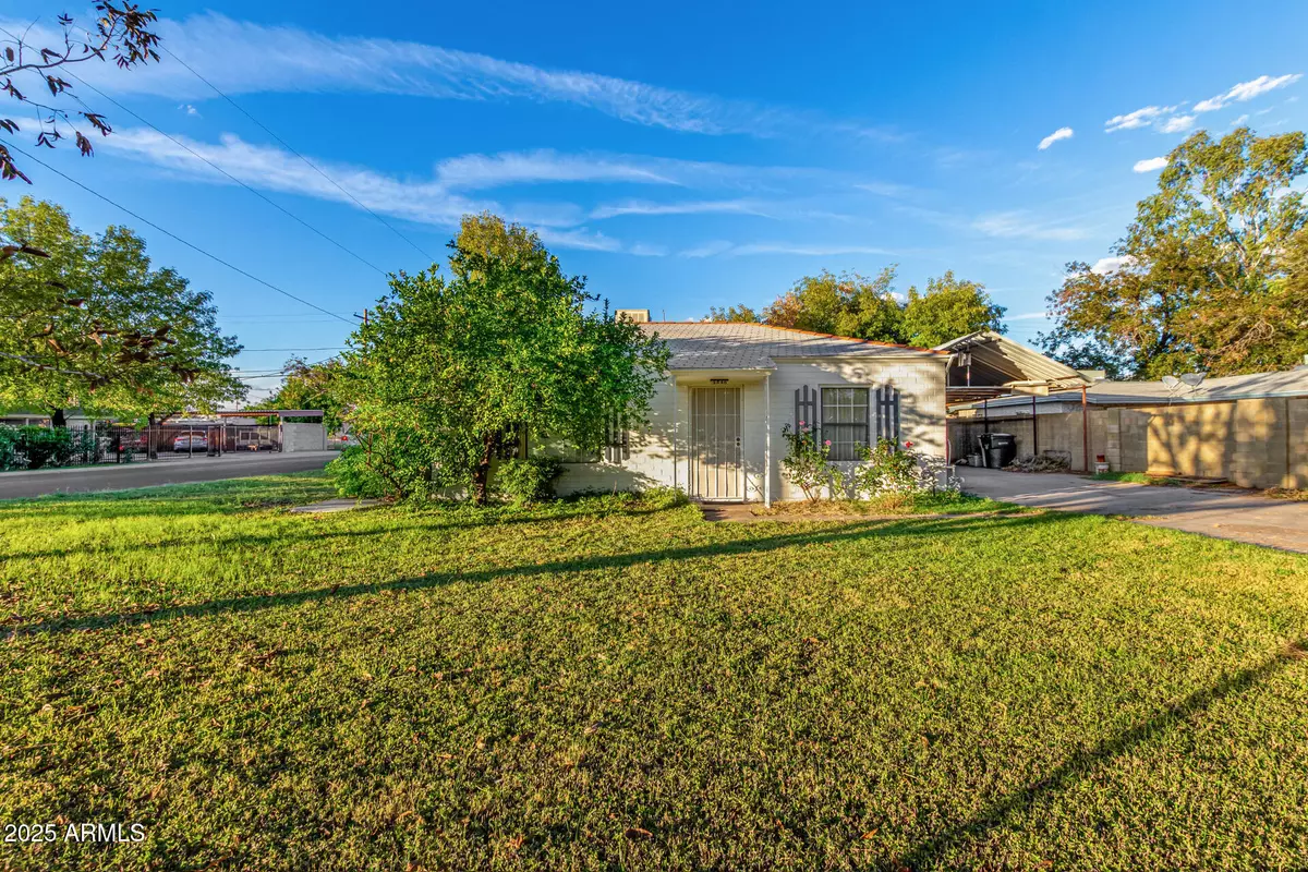 Phoenix, AZ 85051,2546 W AUGUSTA Avenue