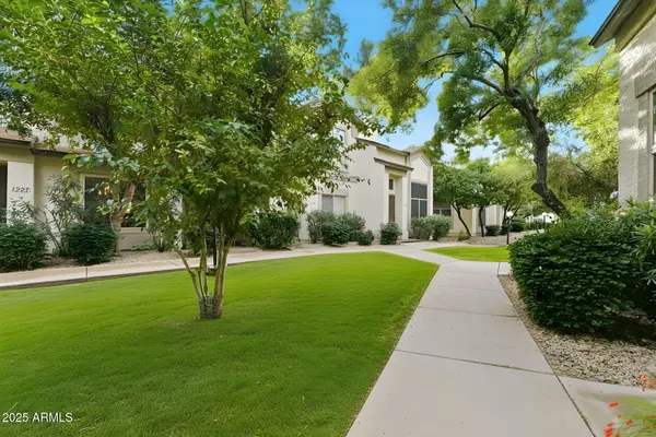 Phoenix, AZ 85050,4114 E UNION HILLS Drive #1228