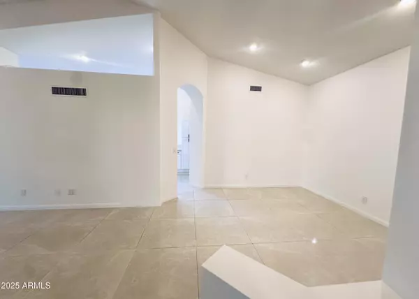 Scottsdale, AZ 85260,9714 E CAMINO DEL SANTO --