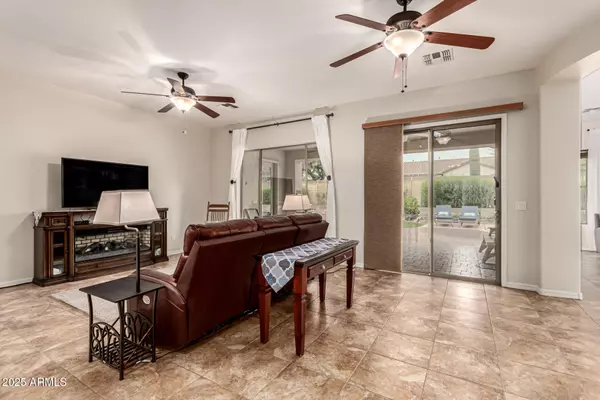 Phoenix, AZ 85087,4808 W Cavalry Road