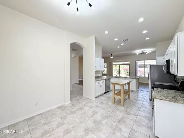 Gilbert, AZ 85298,4148 E WALNUT Road