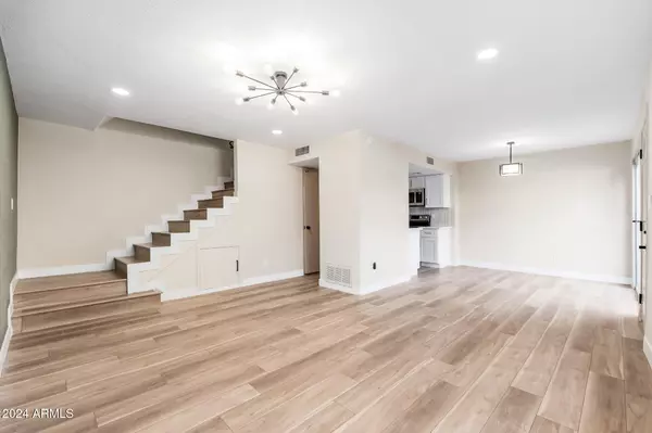 Scottsdale, AZ 85257,1136 N 84TH Place