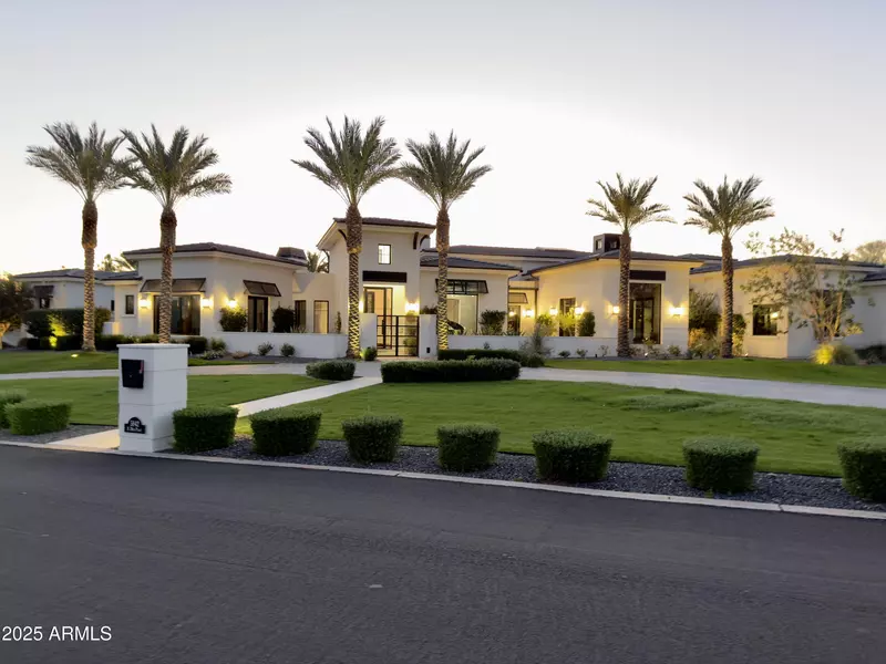 5842 N 38TH Place, Paradise Valley, AZ 85253