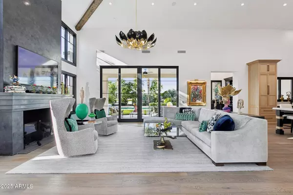 Paradise Valley, AZ 85253,5842 N 38TH Place