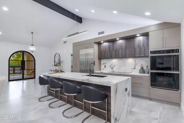 Paradise Valley, AZ 85253,6403 E GOLD DUST Avenue