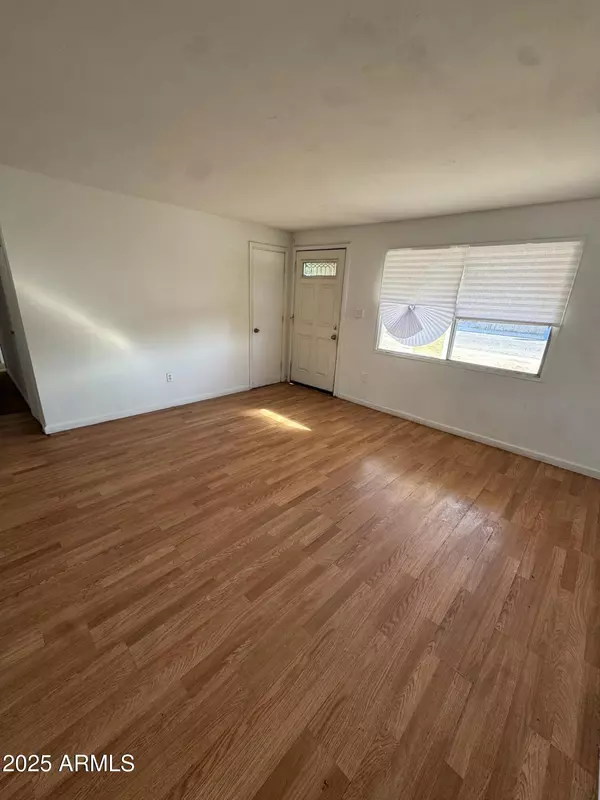 Phoenix, AZ 85035,5502 W CORONADO Road