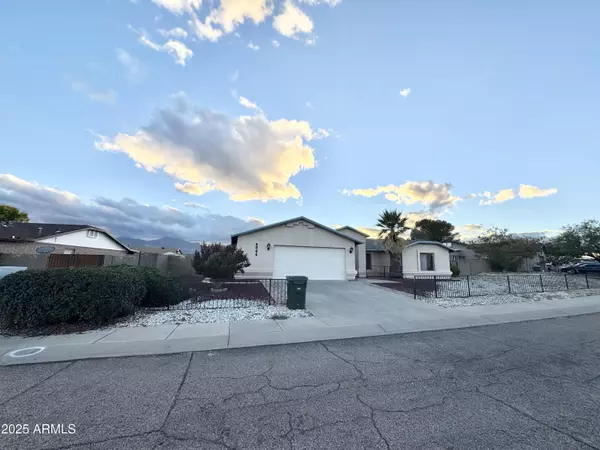 Sierra Vista, AZ 85635,4944 LA CANADA Drive